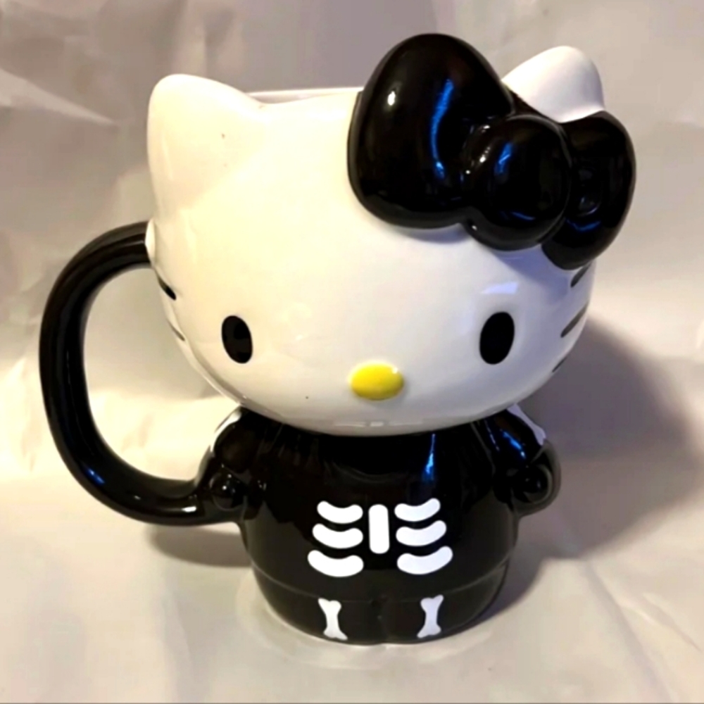 NWT Skeleton Hello kitty mug , hello kitty halloween mug, skeleton hello kitty